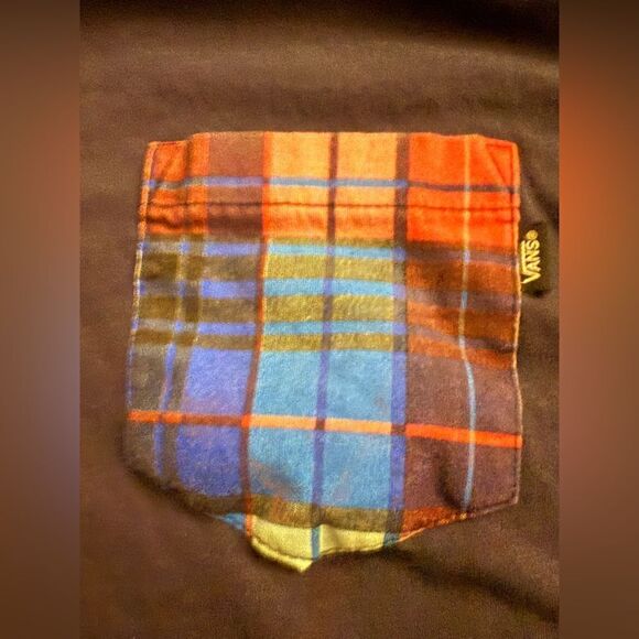 Vans Original short sleeve navy T-shirt with plaid pocket. L - Picture 4 of 8